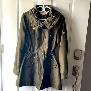 Never worn  XL MK Olive Spring/Fall Anorak
